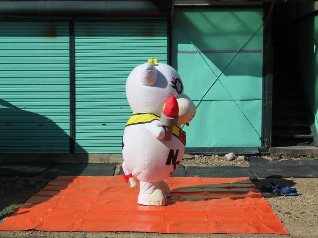 みるひぃ右側面