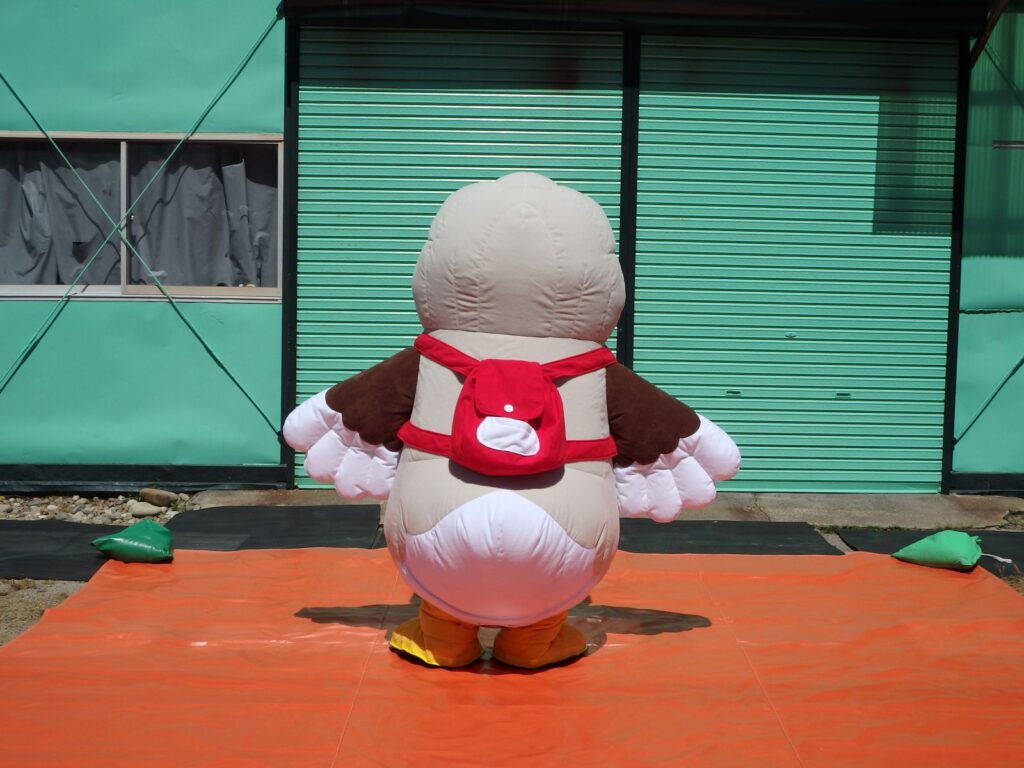 パタ崎さん背面