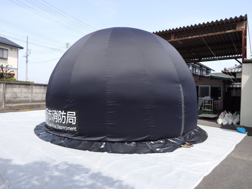 プラネタリウムドーム側面