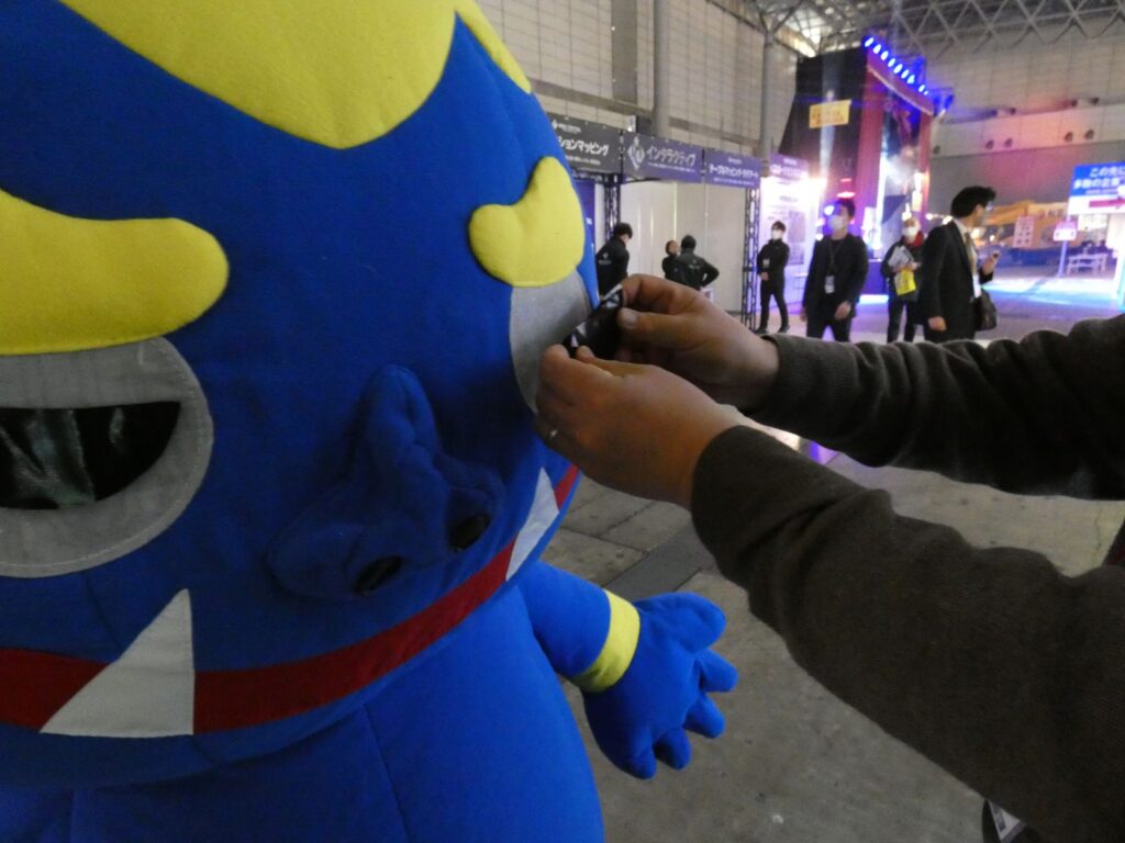 青鬼目パーツ取り付け２